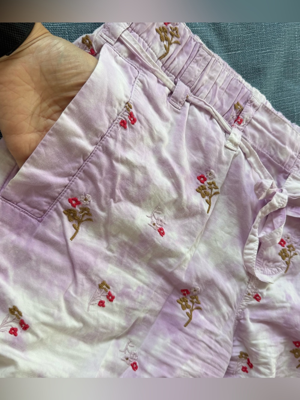 Anthropologie Pilcro Ditsy Tie-Dye Parachute Pants - Picture 7 of 10
